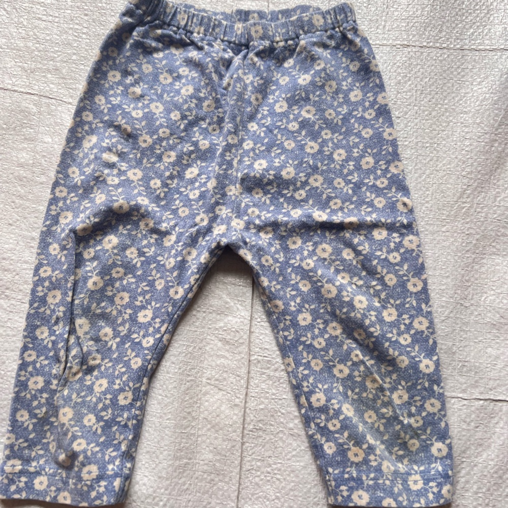 Uniqlo kids leggings 2-3 years old girls